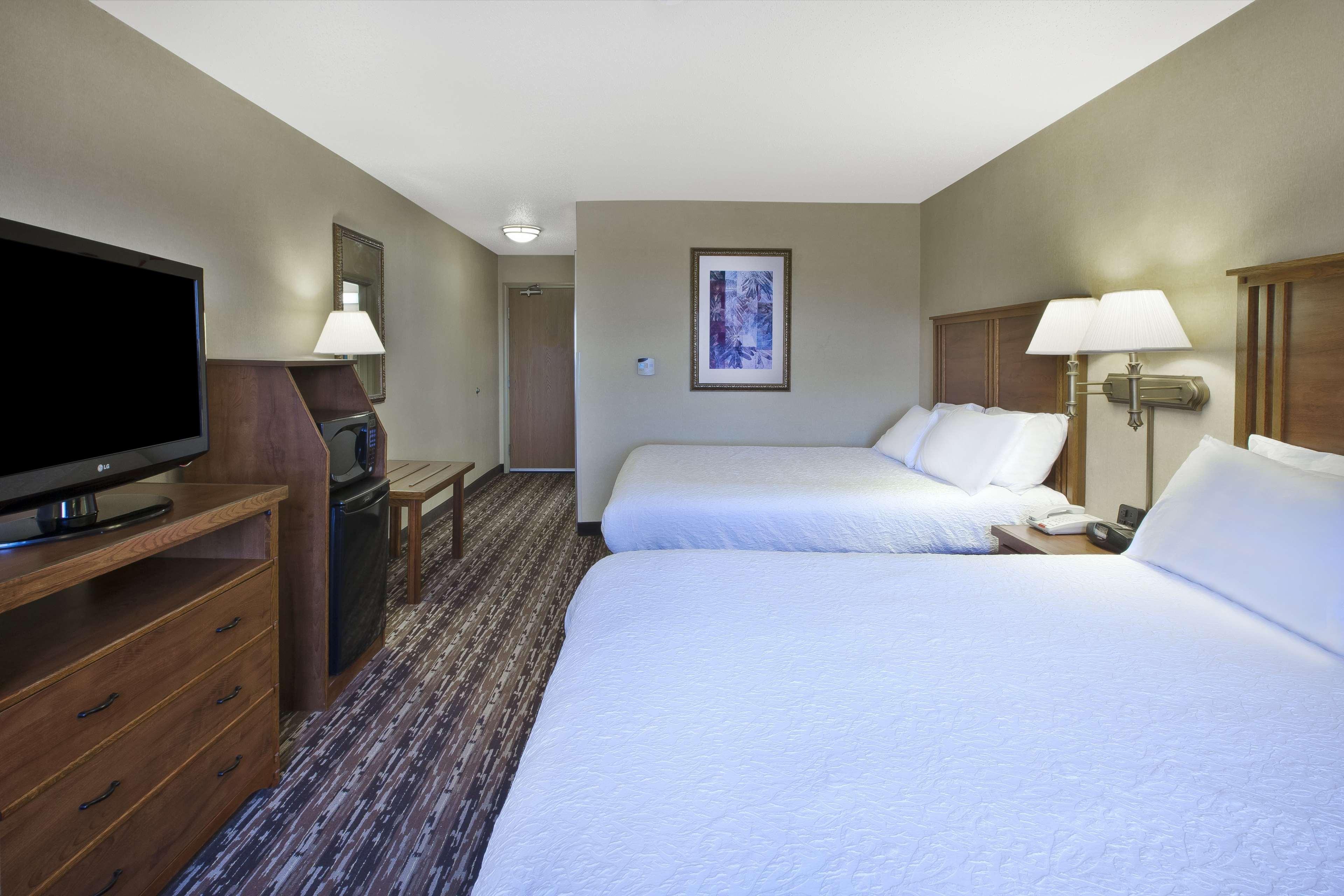 Hampton Inn Pittsburgh Area-Beaver Valley-Center Township Monaca Exterior photo