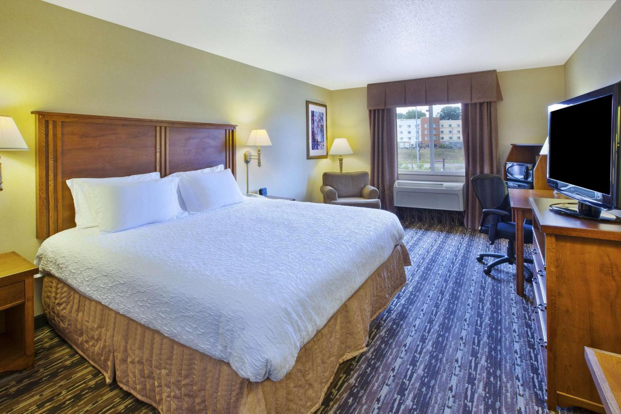 Hampton Inn Pittsburgh Area-Beaver Valley-Center Township Monaca Exterior photo